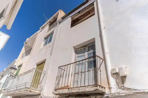 Casa en calle C. Cuatro Esquinas, 5, Carataunas, Spain