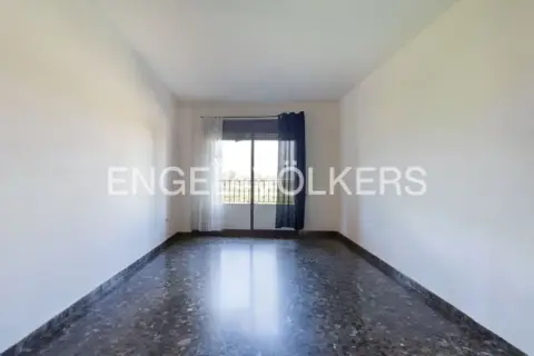 Apartamento en calle del Poeta Miguel Hernández