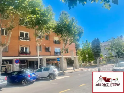 Piso en calle de Carlos Picabea, 13