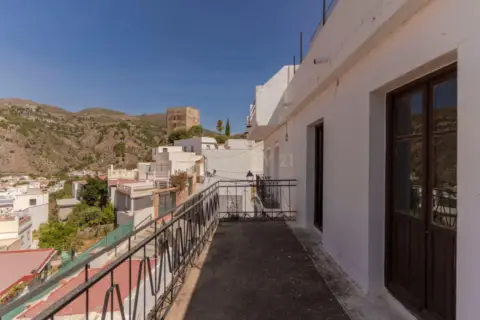Casa en calle Claveles, 10