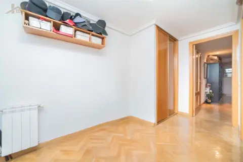 Piso en calle de Santo Tomás, 2