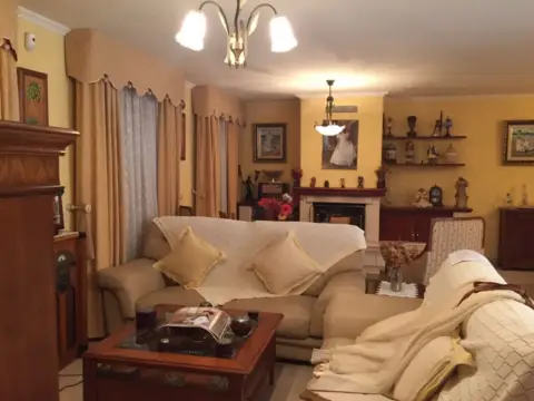 Casa pareada en Carretera de Farhana
