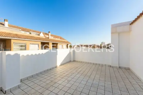 Dúplex en La Pobla de Vallbona