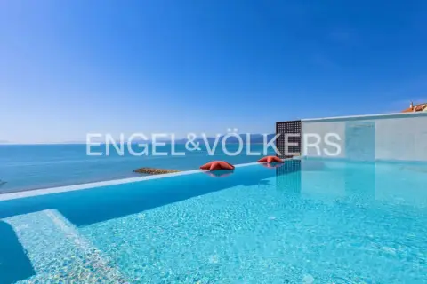 Casa en El Far-El Dossel