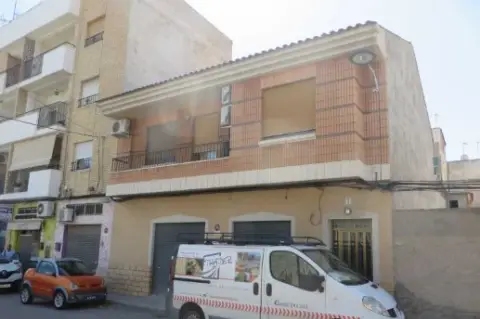 Piso en calle de Dalí