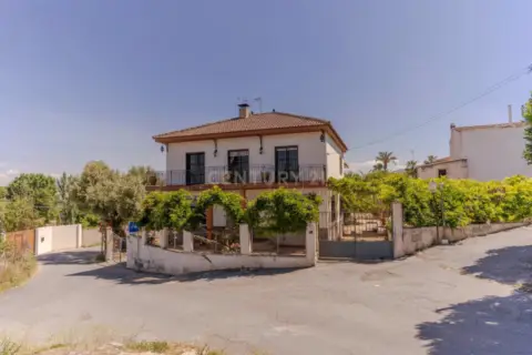 Casa en Camino del Cajar