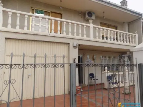 Casa en calle de la Vega