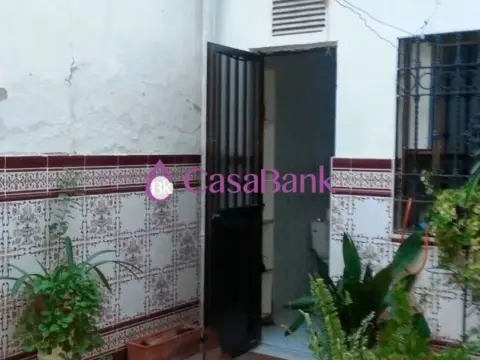 Casa en Campo de la Verdad-Miraflores-Sector Sur