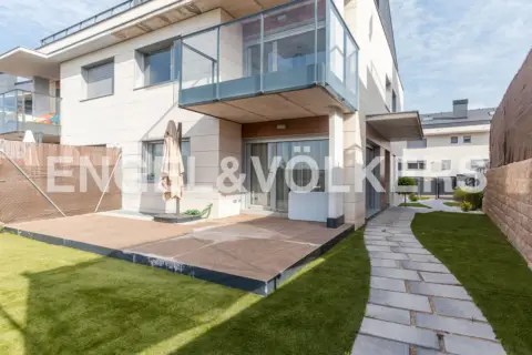 Casa adosada en Sector B