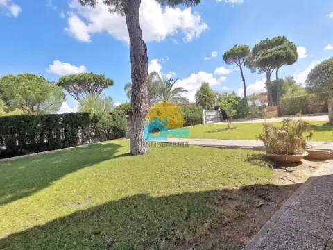 Chalet en Corrales