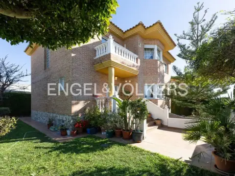 Casa en El Vedat-Santa Apol·lònia