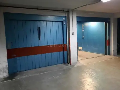 Garatge a Figares-San Antón