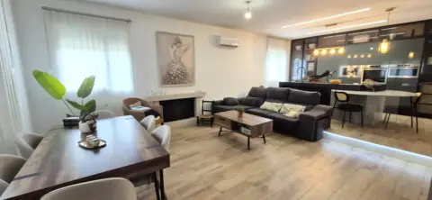 Chalet en calle Avenida de La Tierra
