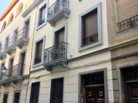 Edificio en calle C. Buensuceso, nº 30
