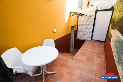 Estudio en calle de Isidro Gómez