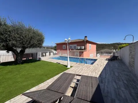 Chalet en Palau-solità i Plegamans