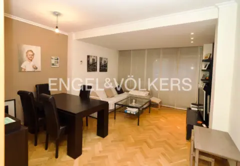 Apartamento en calle de Jerónima Llorente