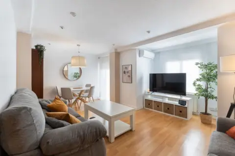 Apartamento en calle Carrer de La Pianista Empar Iturbi