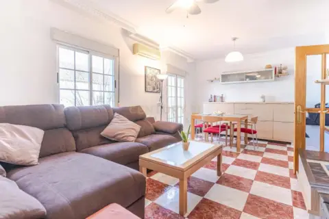 Apartamento en calle Sagrada Familia, 3