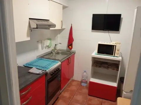 Piso en Reina Victoria-Poeta Miguel Hernández