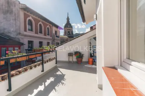 Dúplex en Casco Viejo - Zazpi Kaleak