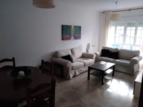 Piso en calle calle Julia Urdiain Zubelzu