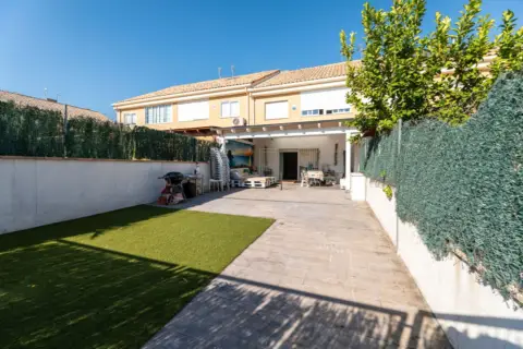 Chalet en calle de San Juan de Alicante