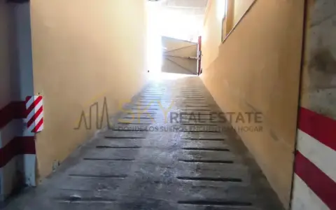 Garaje en Carrer de Figuera