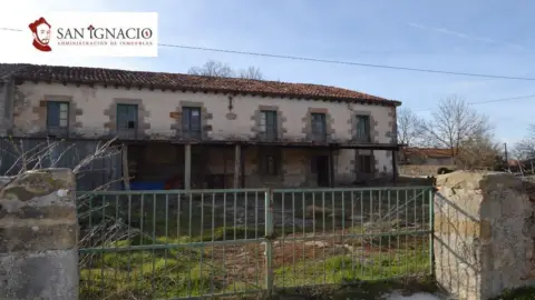 Casa rústica en Villamediana de San Roman