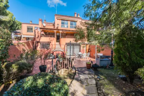 Casa adosada en Parquelagos-Puente Nuevo