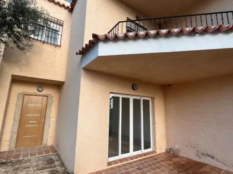 Casa pareada en Badia Blava-Badia Gran-Tolleric