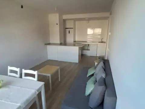 Piso en calle C. Requinto