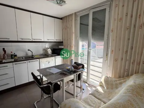 Casa adosada en calle de Fernando Trueba