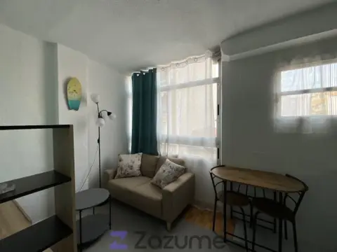 Piso en calle C. La Loma