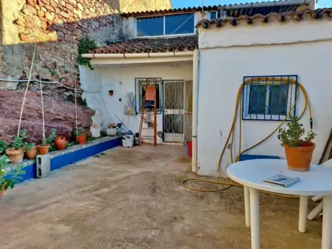 Casa adosada en Olocau
