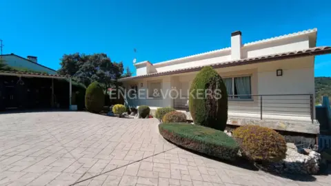 Casa en Avenida de los Palacios