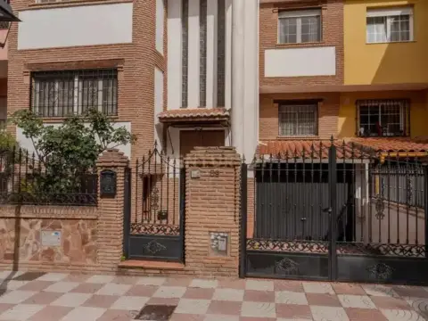 Casa en Paseo de la Ermita, 39
