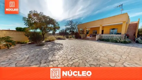 Chalet en Camino Molineta