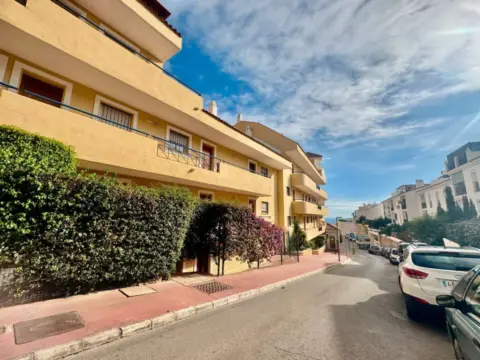 Piso en calle de las Dalias, 8