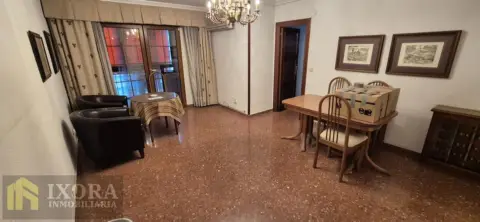 Piso en Paseo de la Virgen de Linarejos