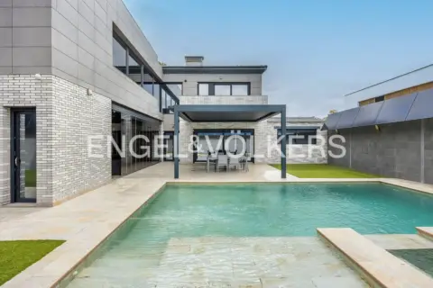 Casa en Entrenúcleos