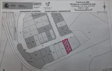 Terreno en calle Torrejón