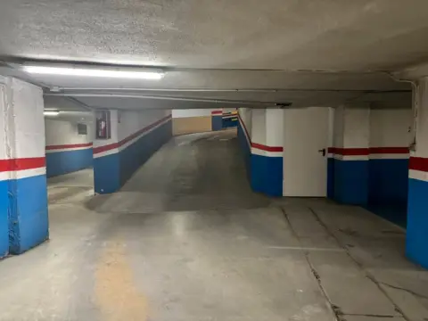 Garaje en Avenida de la Paz