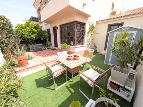 Casa pareada en calle del Mandarino, 24