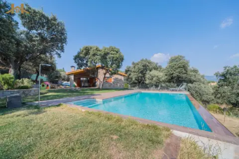 Chalet en Las Zorreras-Monte Encinar