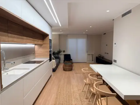 Piso en Avinguda Prat de la Riba, 3