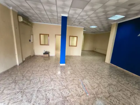 Local comercial en calle del Submarino, 2