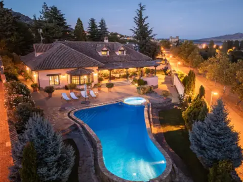 Chalet en Manzanares el Real