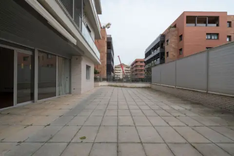 Dúplex en Joc de la Bola-Camps d'Esports