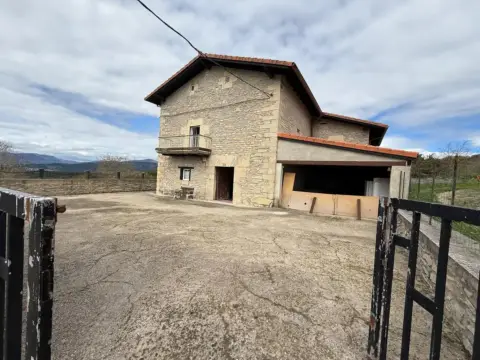 Casa – Valle de Mena